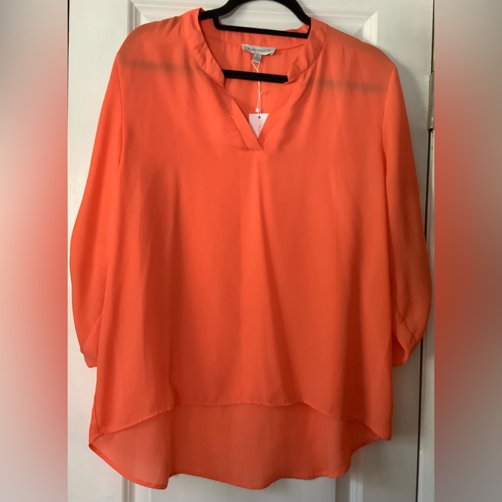 NWT High-low pullover light orange blouse